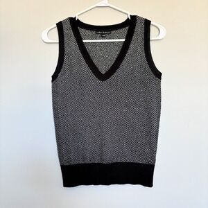 Urban Behavior Women's Medium Sweater Vest V-Neck Knit Argyle Metallic Black